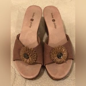 Lindsay Phillips platform’s